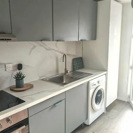 Le Nid Des Alouettes, Comfortable Furnished 1-bedroom *