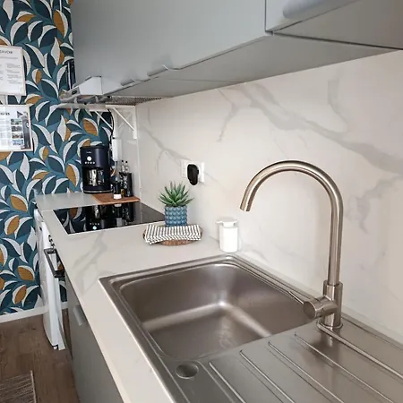 Le Nid Des Alouettes, Comfortable Furnished 1-bedroom Puilboreau