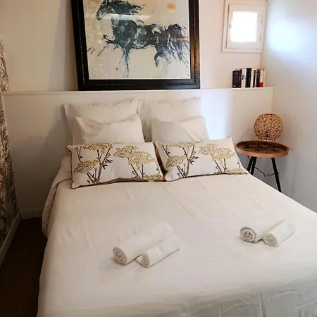 Appartamento Le Nid Des Alouettes, Comfortable Furnished 1-bedroom *
